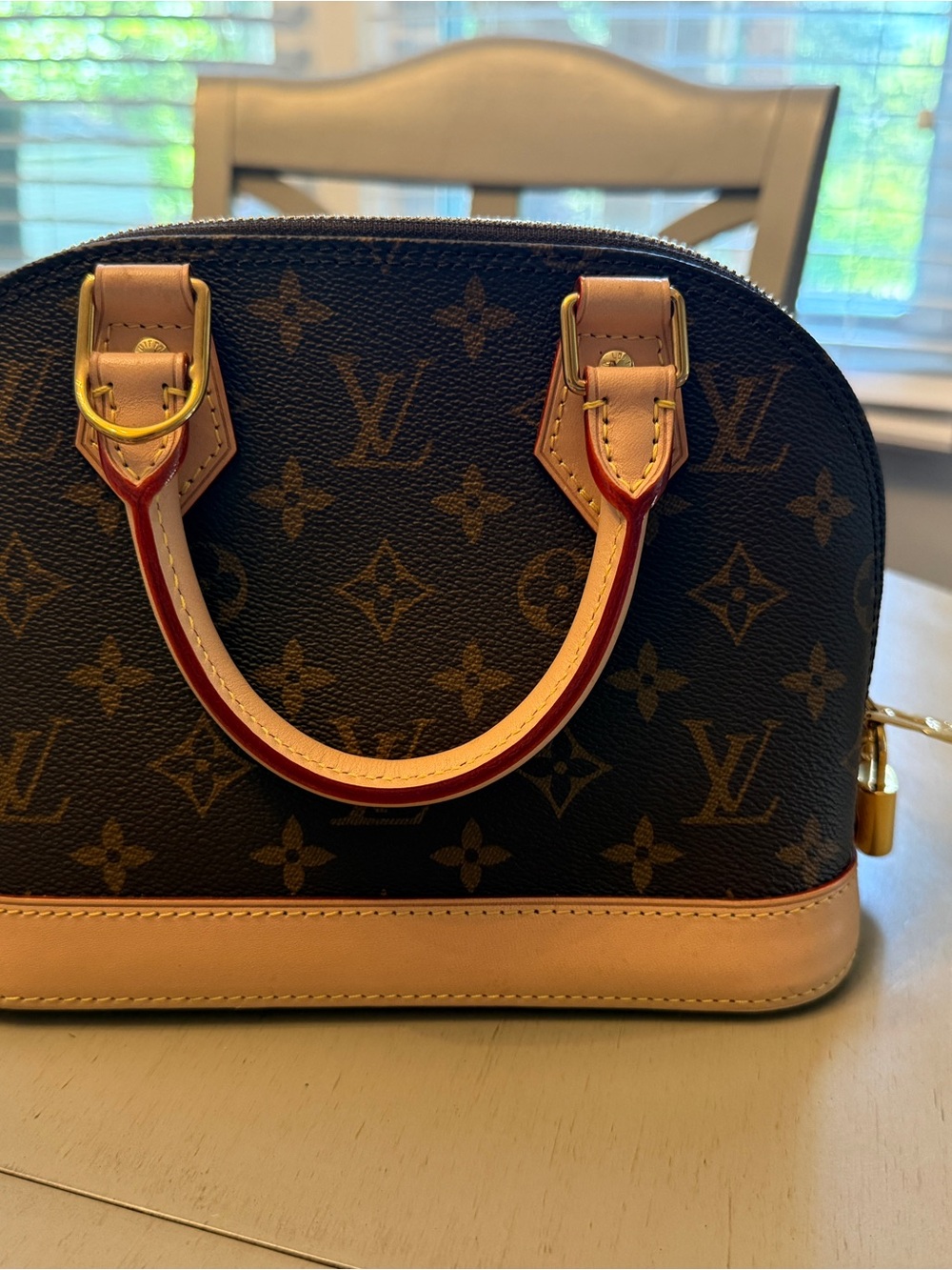 Louis Vuitton Monogram Alma BB Satchel in Brown and Tan with LV adjustable strap - Picture 4 of 16